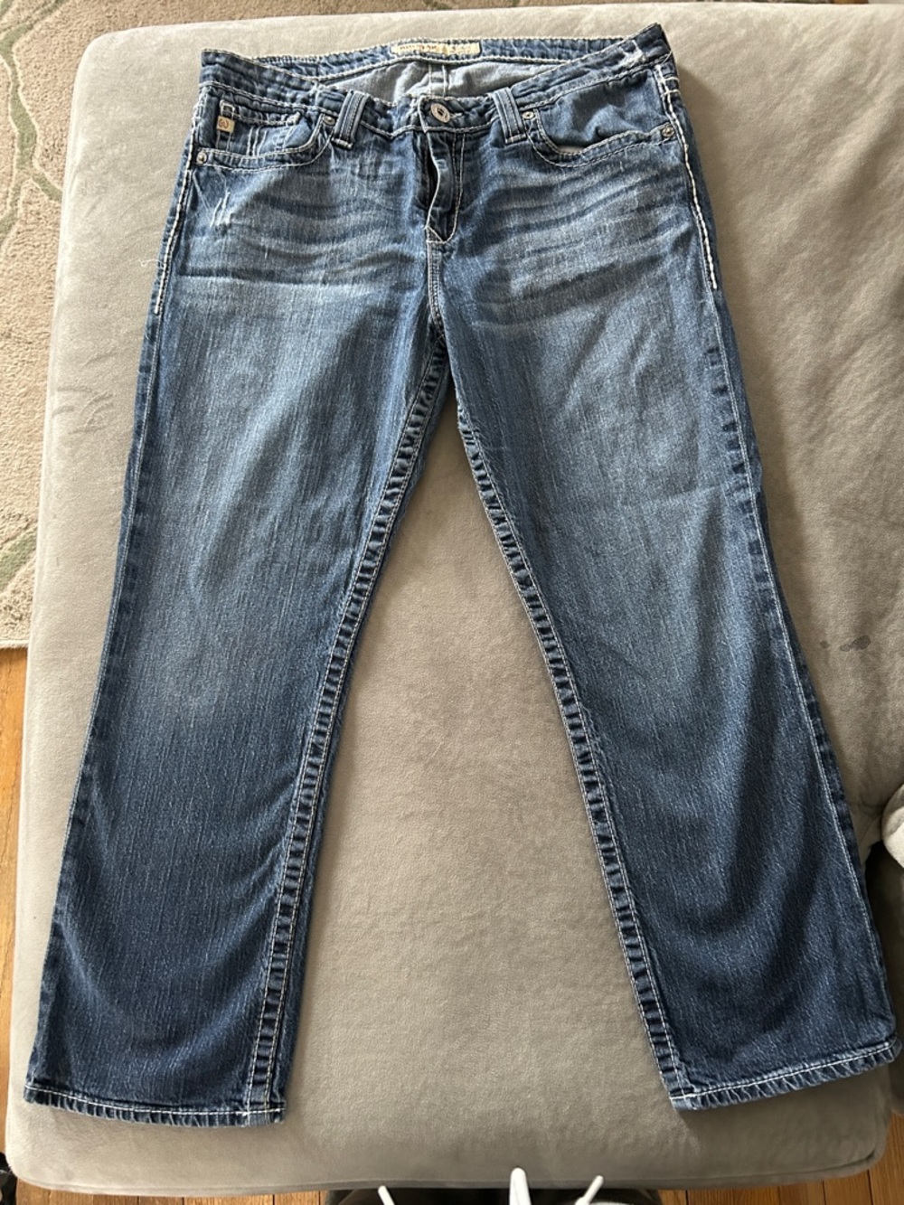 Big Star Distressed Medium Blue Capris